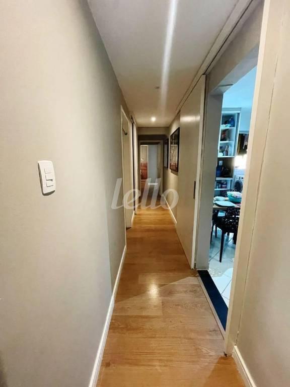 CORREDOR de Apartamento à venda, Padrão com 110 m², 3 quartos e 1 vaga em Planalto Paulista - São Paulo