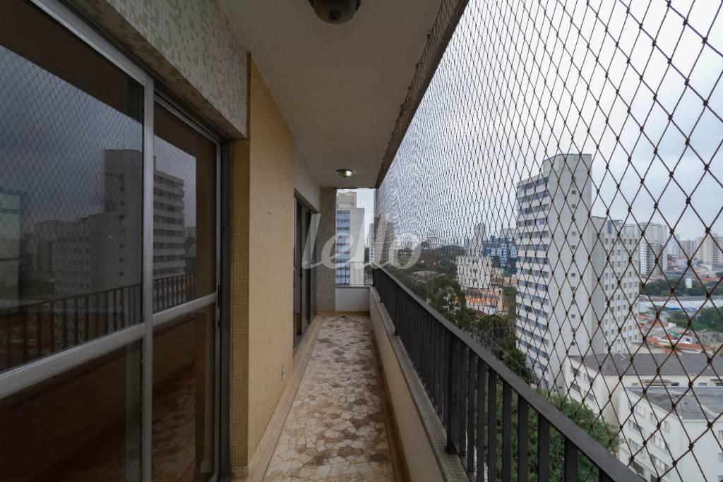 SACADA 1 SALA de Apartamento para alugar, Padrão com 216 m², 3 quartos e 2 vagas em Mooca - São Paulo