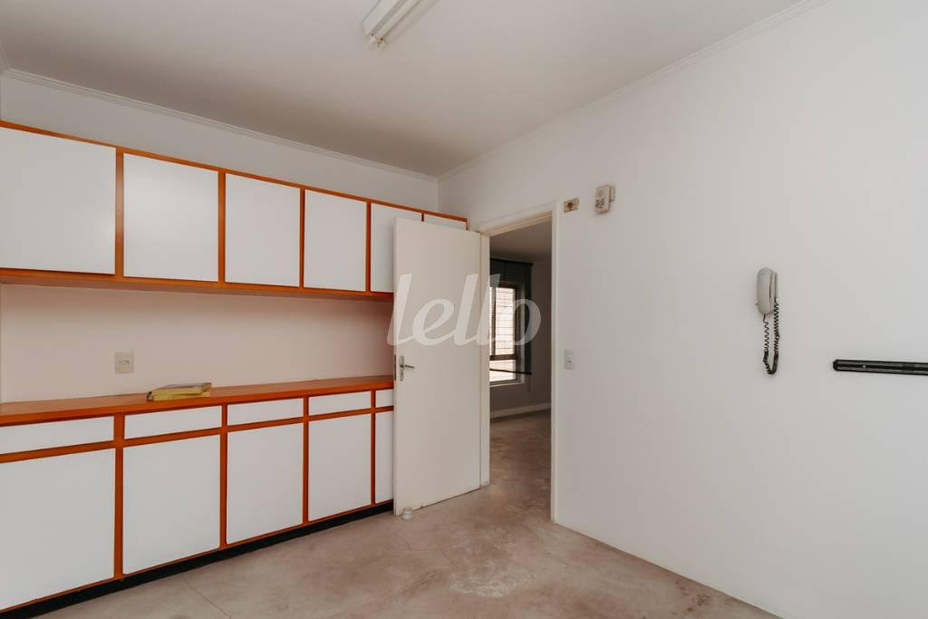 COZINHA de Apartamento para alugar, Padrão com 180 m², 3 quartos e 1 vaga em Paraíso - São Paulo
