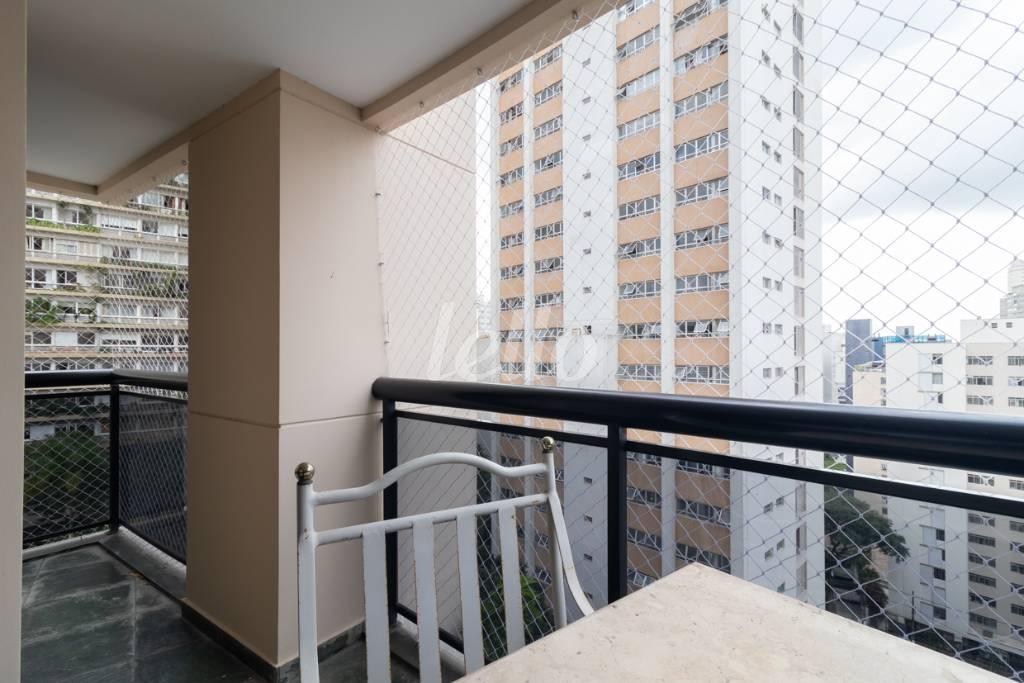 VARANDA de Apartamento à venda, Padrão com 104 m², 3 quartos e 2 vagas em Higienópolis - São Paulo