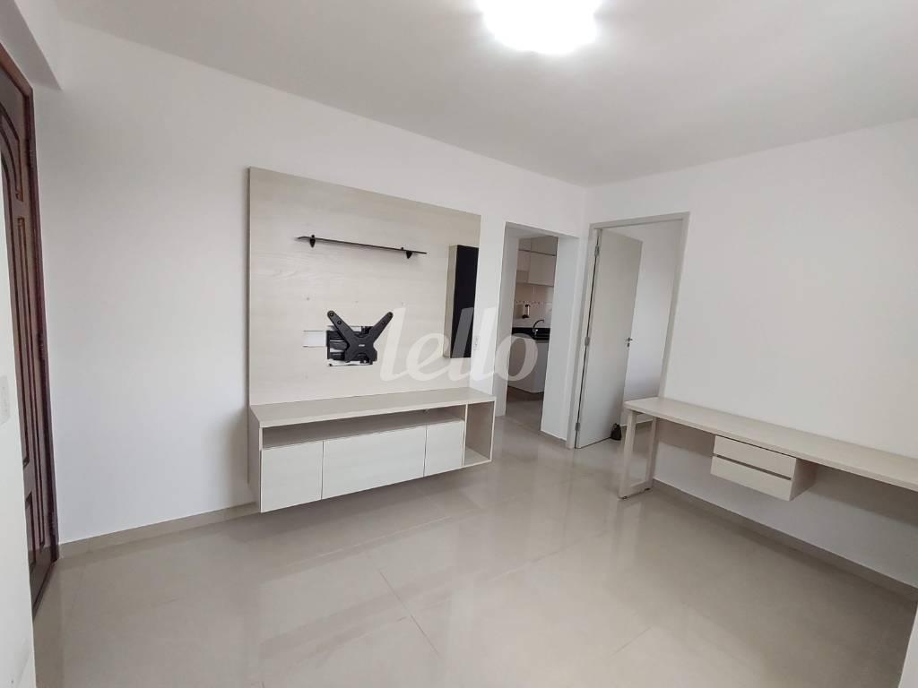 SALA de Apartamento à venda, Padrão com 36 m², 1 quarto e 1 vaga em Cambuci - São Paulo