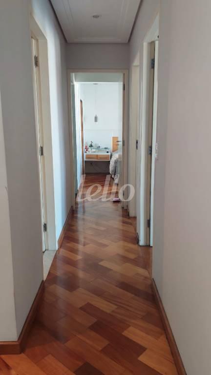 CORREDOR INTERNO de Apartamento à venda, Padrão com 79 m², 3 quartos e 1 vaga em Vila São Pedro - Santo André