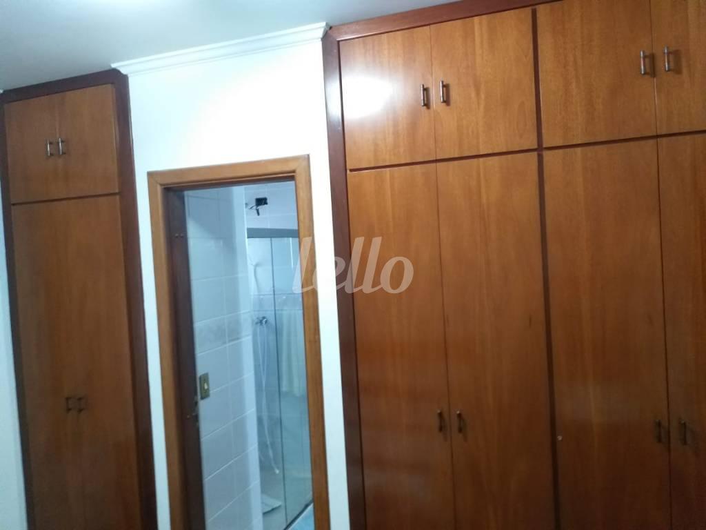 SUÍTE de Apartamento à venda, Padrão com 150 m², 3 quartos e 2 vagas em Vila Bastos - Santo André