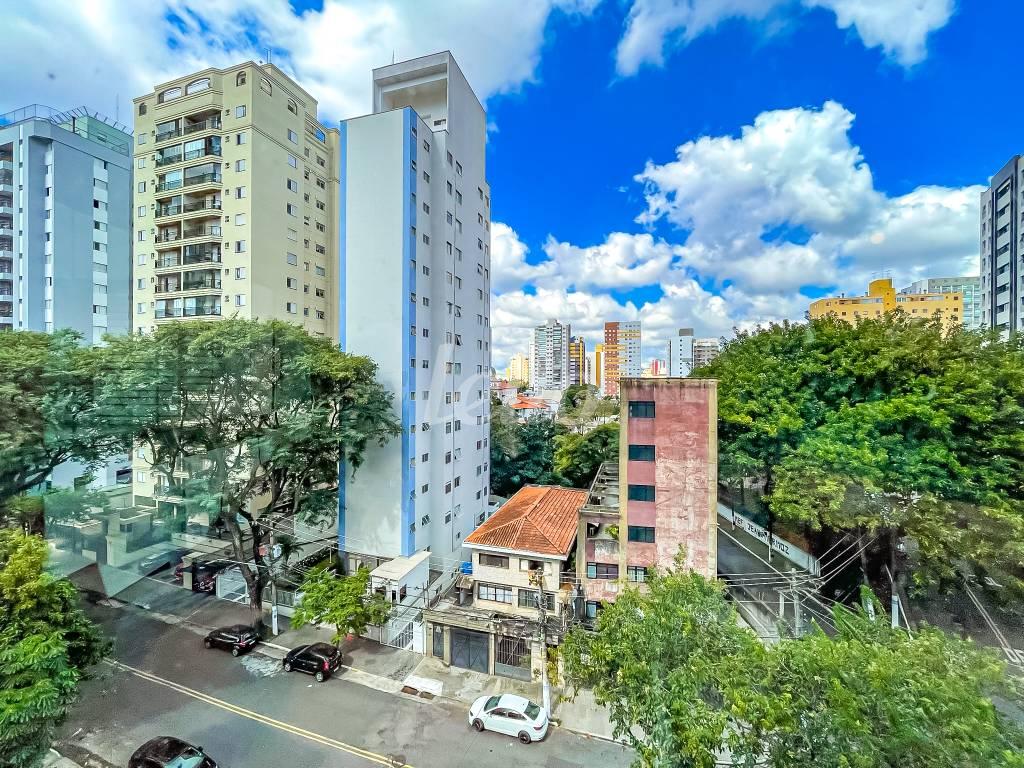 VISTA de Apartamento à venda, Padrão com 124 m², 3 quartos e 3 vagas em Chácara Inglesa - São Paulo