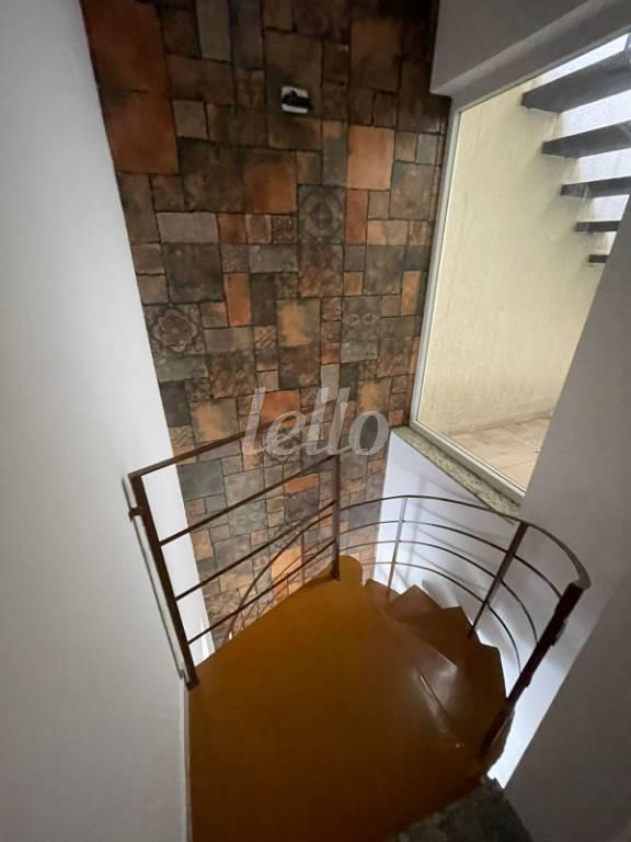 15 de Casa à venda, sobrado com 130 m², 3 quartos e 2 vagas em Vila Romero - São Paulo