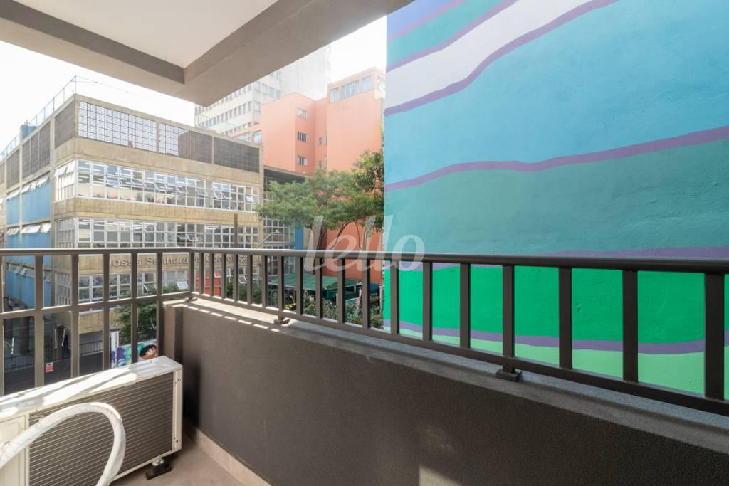 VARANDA de Apartamento para alugar, Studio com 30 m², 1 quarto e em Consolação - São Paulo