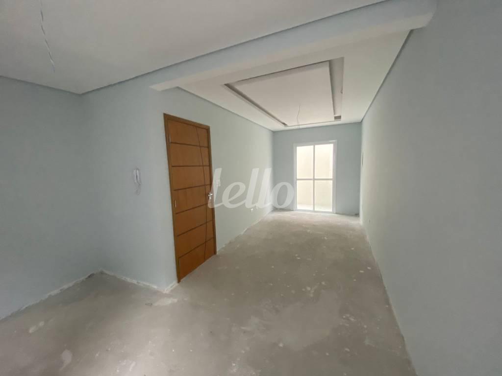 SALA de Apartamento à venda, Padrão com 60 m², 2 quartos e 1 vaga em Vila Alzira - Santo André