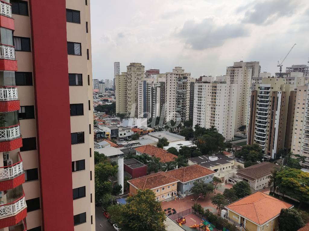 VARANDA VISTA de Apartamento à venda, Padrão com 124 m², 3 quartos e 3 vagas em Vila Gomes Cardim - São Paulo