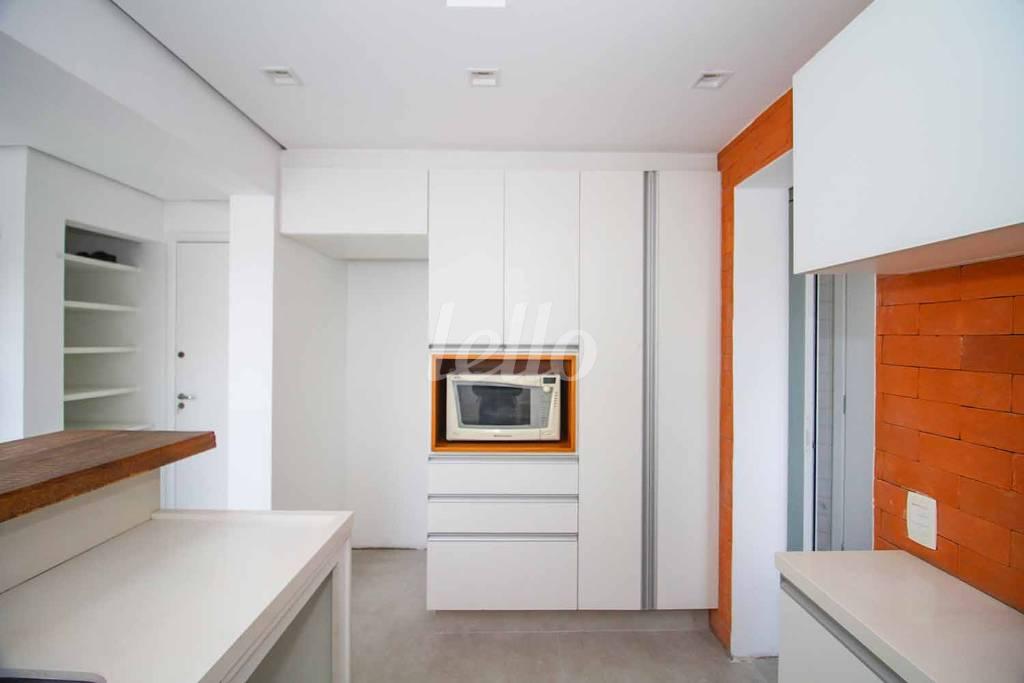 COZINHA de Apartamento à venda, cobertura - Padrão com 106 m², 2 quartos e 2 vagas em Paraíso - São Paulo