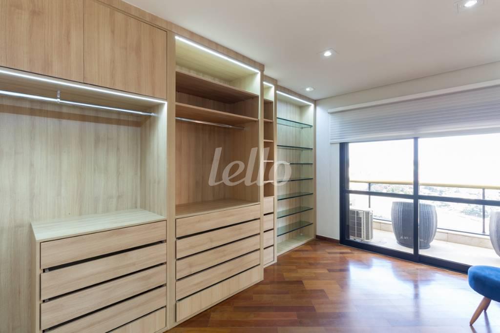 SUITE 1 de Apartamento para alugar, cobertura - Padrão com 576 m², 4 quartos e 6 vagas em Higienópolis - São Paulo