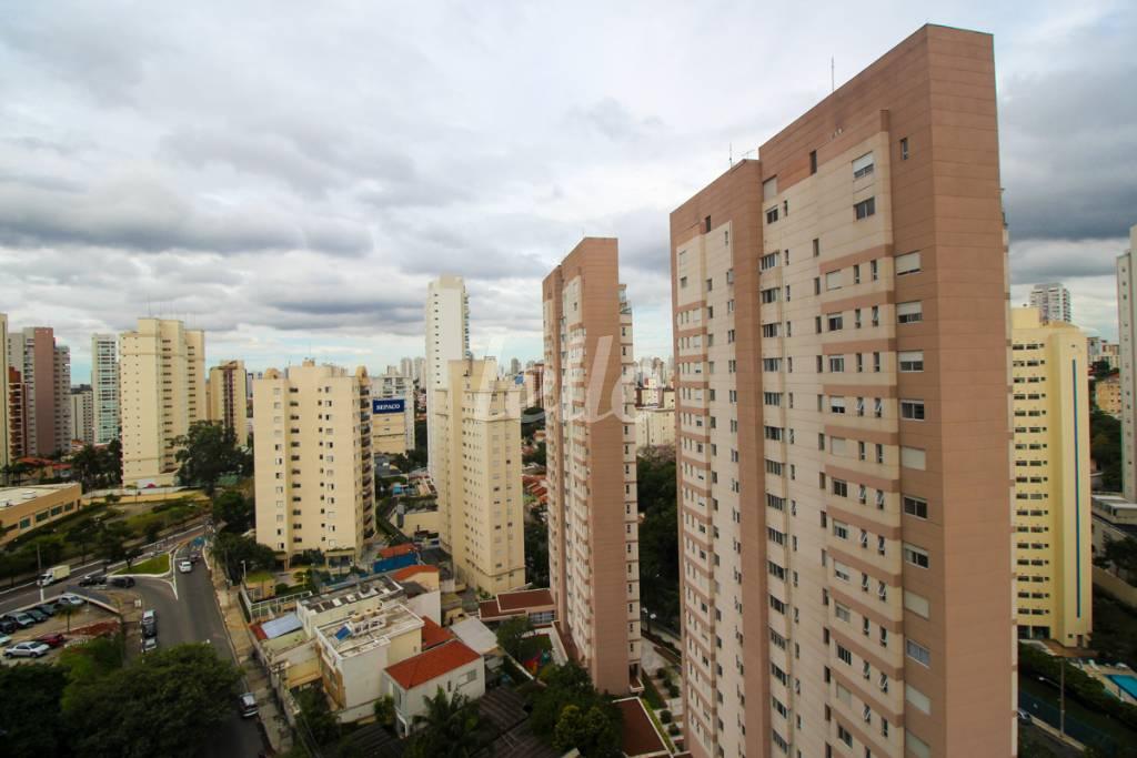 VISTA de Apartamento à venda, Padrão com 184 m², 3 quartos e 3 vagas em Vila Mariana - São Paulo