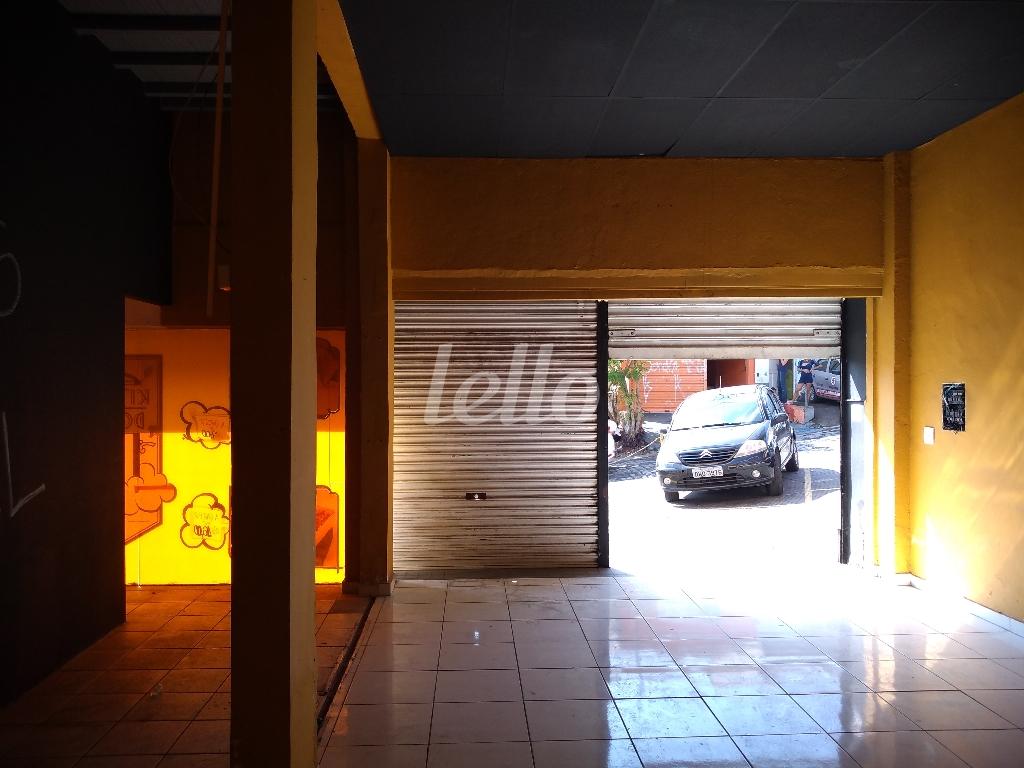 SALÃO de Loja para alugar, Mall com 90 m², e 2 vagas em Penha de França - São Paulo