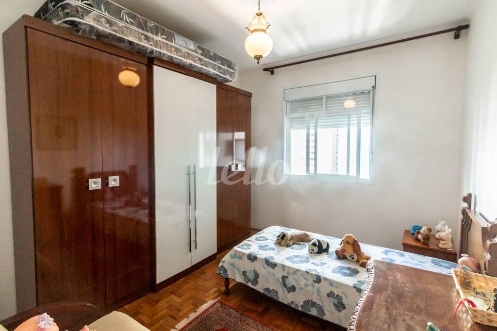 DORMITÓRIO de Apartamento à venda, Padrão com 126 m², 3 quartos e 1 vaga em Bela Vista - São Paulo