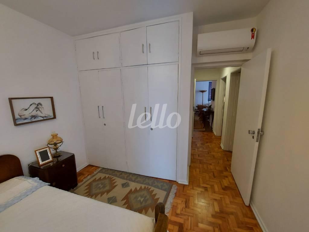 SUITE de Apartamento para alugar, Padrão com 110 m², 3 quartos e 1 vaga em Cerqueira César - São Paulo