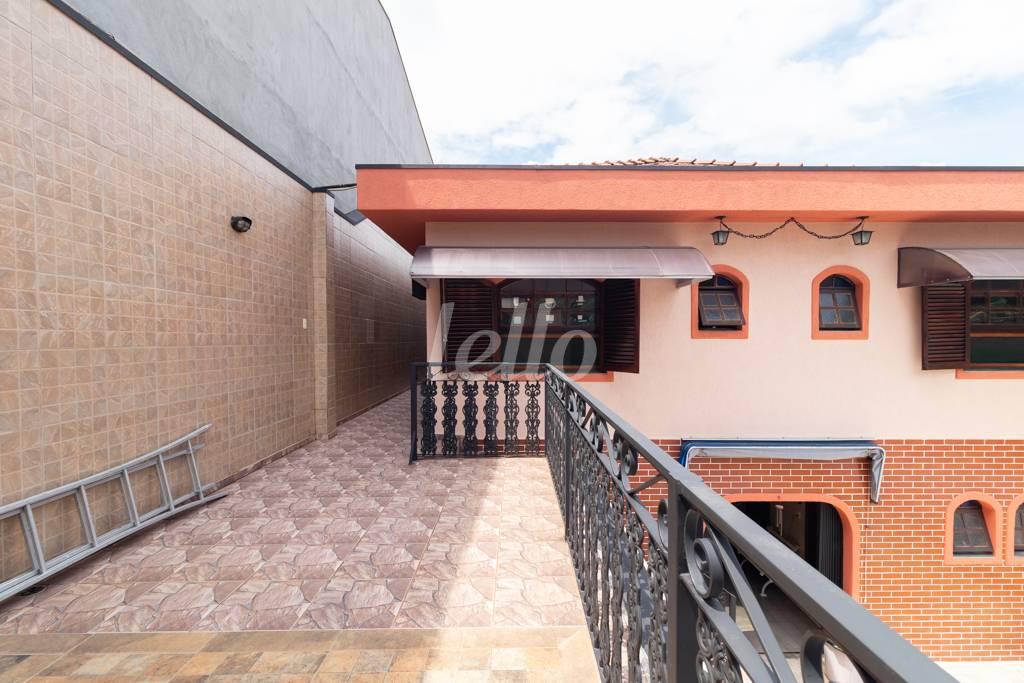 TERRAÇO de Casa à venda, assobradada com 329 m², 4 quartos e 5 vagas em Vila Alpina - São Paulo