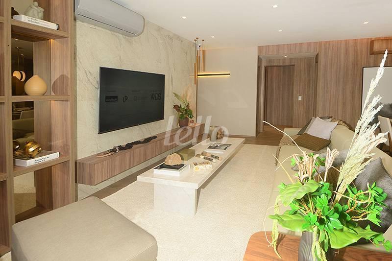 LIVING de Apartamento à venda, Padrão com 146 m², 3 quartos e 3 vagas em Ipiranga - São Paulo