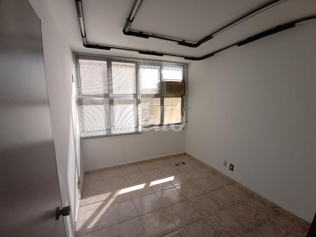 SALA de Sala / Conjunto para alugar, Padrão com 30 m², e em Fundação - São Caetano do Sul