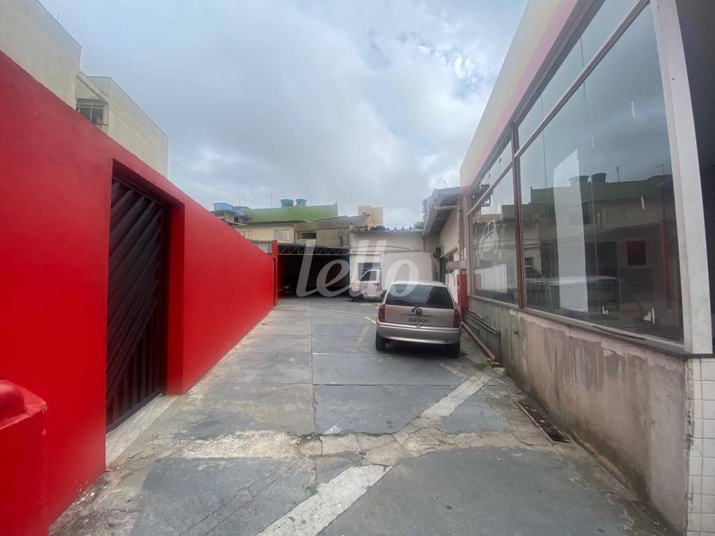 13 de Área / Terreno para alugar, Padrão com 150 m², e em Rudge Ramos - São Bernardo do Campo