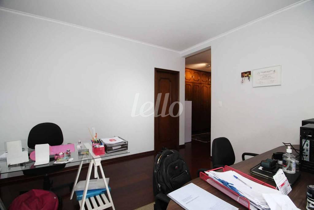 SUÍTE 1 de Casa para alugar, sobrado com 367 m², 4 quartos e 4 vagas em Planalto Paulista - São Paulo