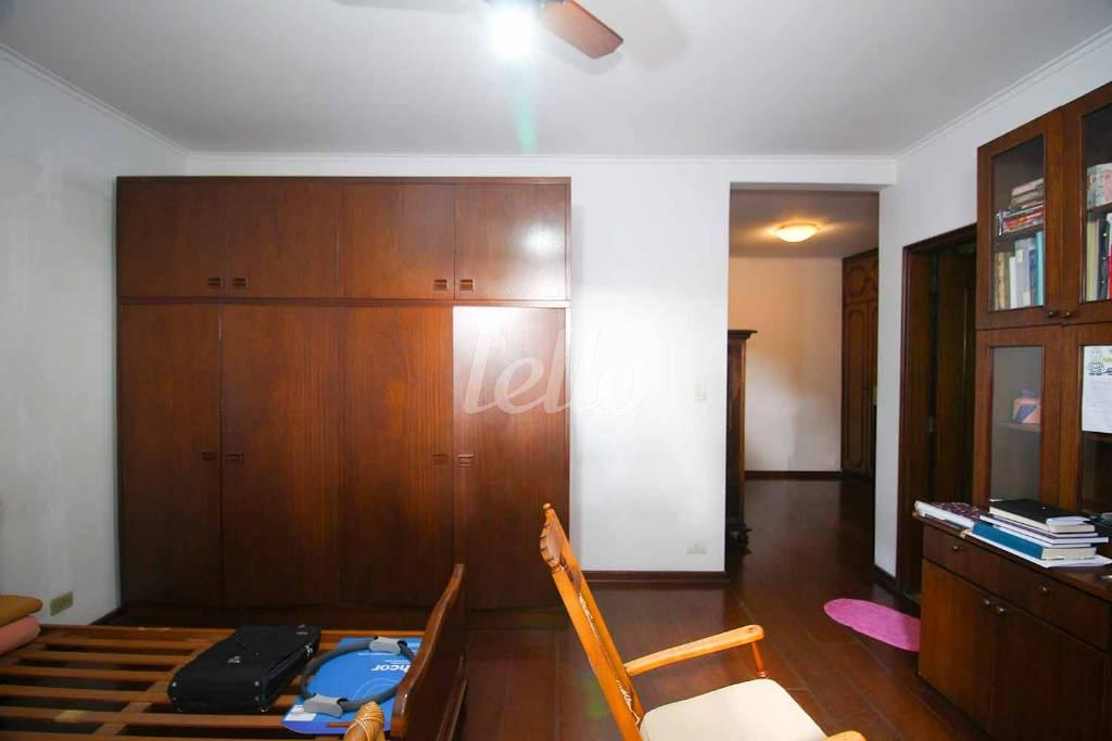 SUÍTE 2 de Casa para alugar, sobrado com 367 m², 4 quartos e 4 vagas em Planalto Paulista - São Paulo