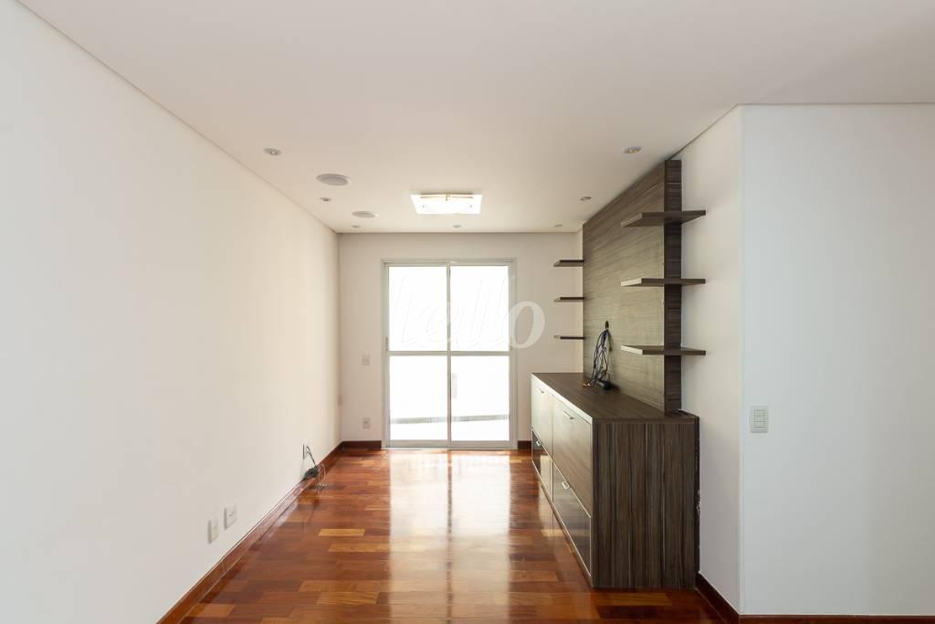 SALA de Apartamento à venda, Padrão com 80 m², 3 quartos e 2 vagas em Vila Monte Alegre - São Paulo