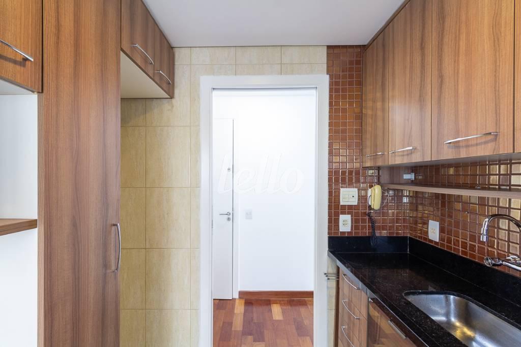 COZINHA de Apartamento à venda, Padrão com 80 m², 3 quartos e 2 vagas em Vila Monte Alegre - São Paulo