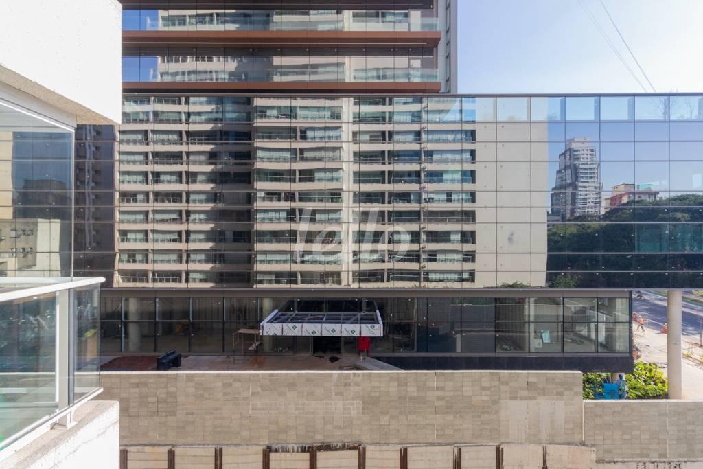VISTA de Apartamento para alugar, Studio com 34 m², 1 quarto e 1 vaga em Consolação - São Paulo