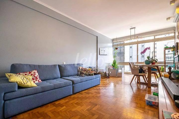 SALA de Apartamento à venda, Padrão com 117 m², 2 quartos e 1 vaga em Paraíso - São Paulo