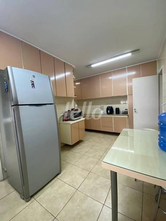 COZINHA de Apartamento à venda, Padrão com 125 m², 3 quartos e 2 vagas em Vila Congonhas - São Paulo