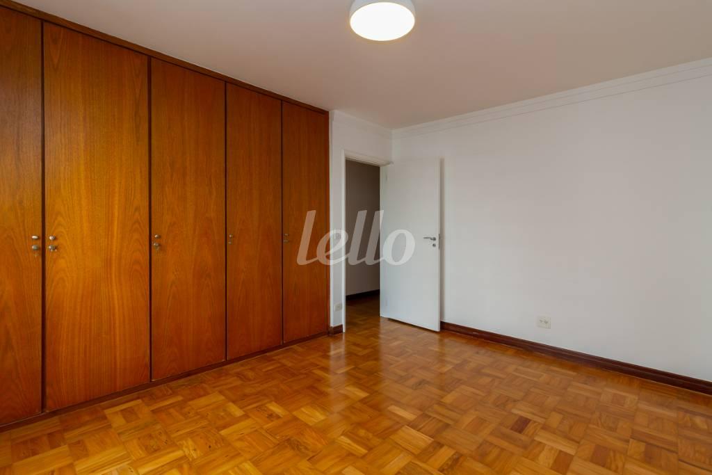 DORMITÓRIO 2 de Apartamento para alugar, Padrão com 220 m², 3 quartos e 2 vagas em Paraíso - São Paulo