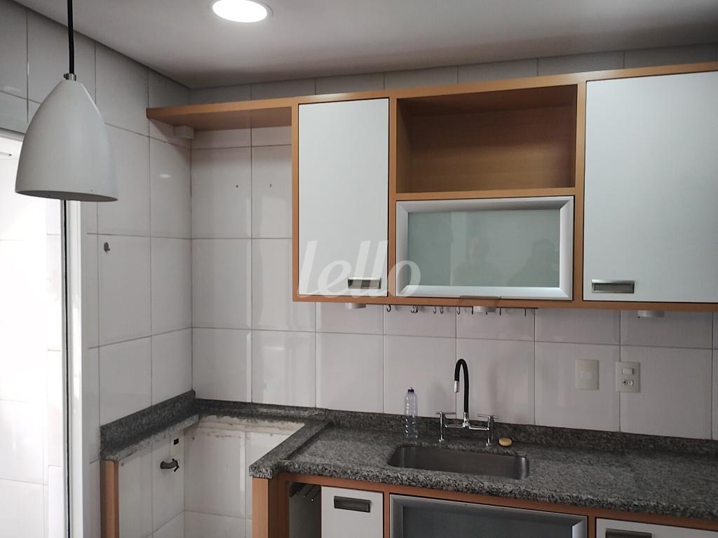 COZINHA de Apartamento à venda, Padrão com 106 m², 3 quartos e 2 vagas em Campestre - Santo André