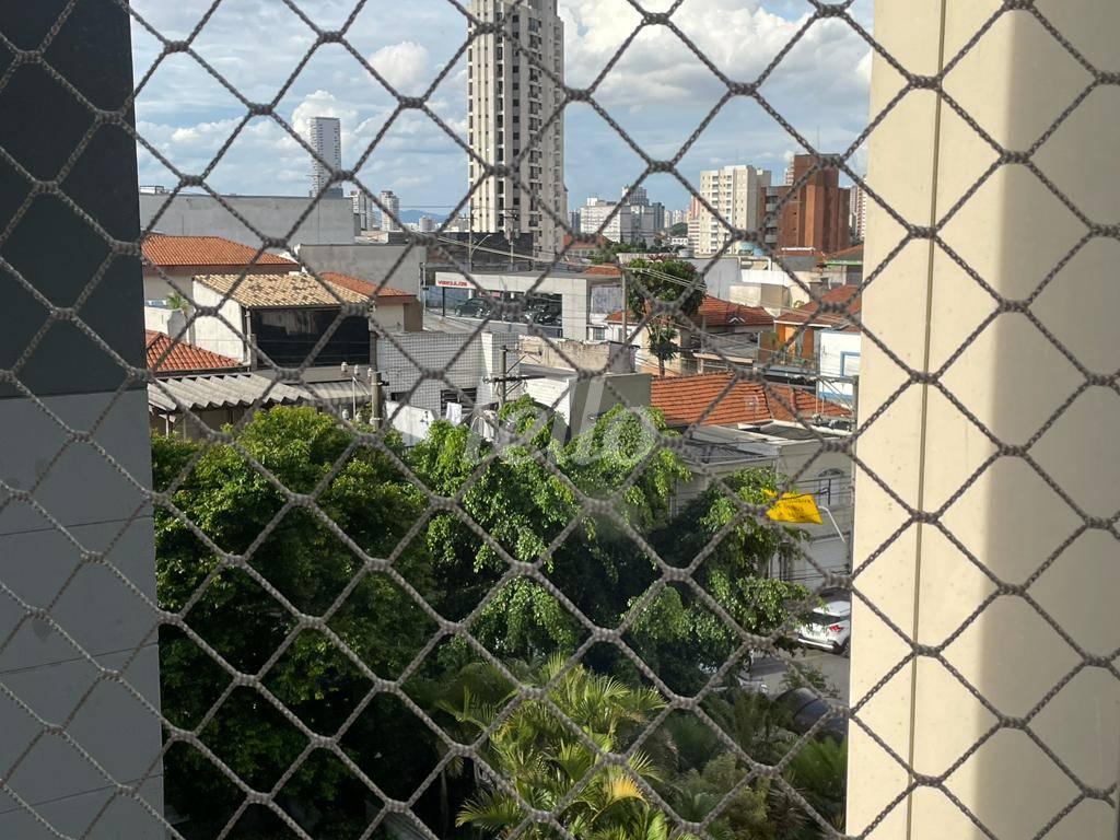 VISTA de Apartamento à venda, Padrão com 49 m², 2 quartos e 1 vaga em Vila Bertioga - São Paulo