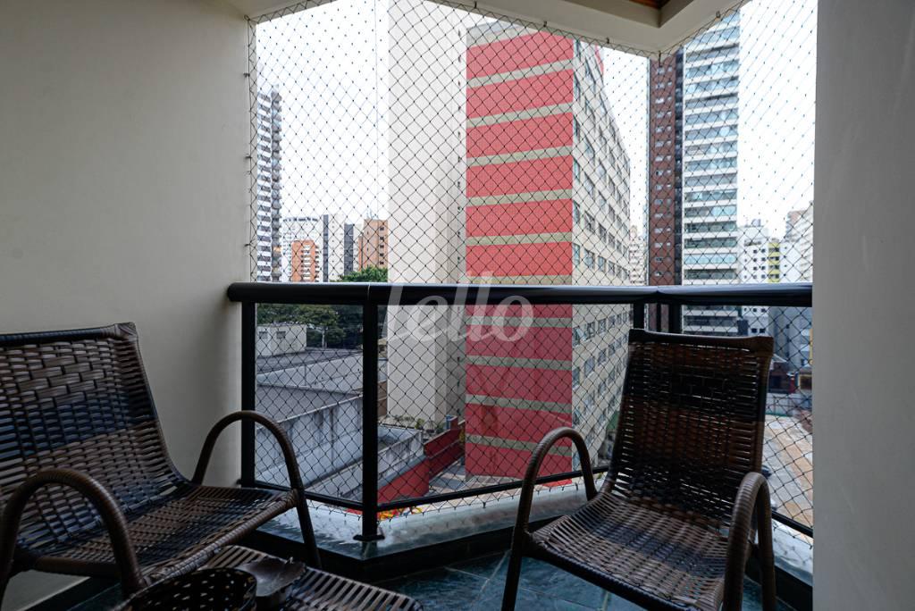 VARANDA de Apartamento à venda, Padrão com 54 m², 2 quartos e 1 vaga em Indianópolis - São Paulo