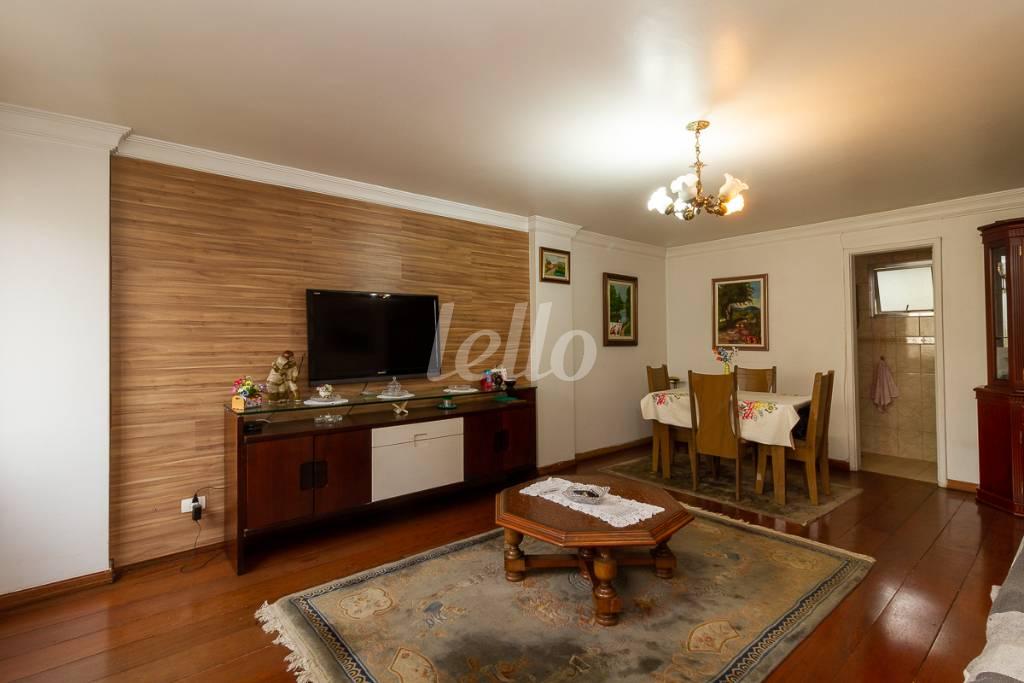 SALA de Apartamento para alugar, Padrão com 110 m², 3 quartos e em Santa Cecília - São Paulo