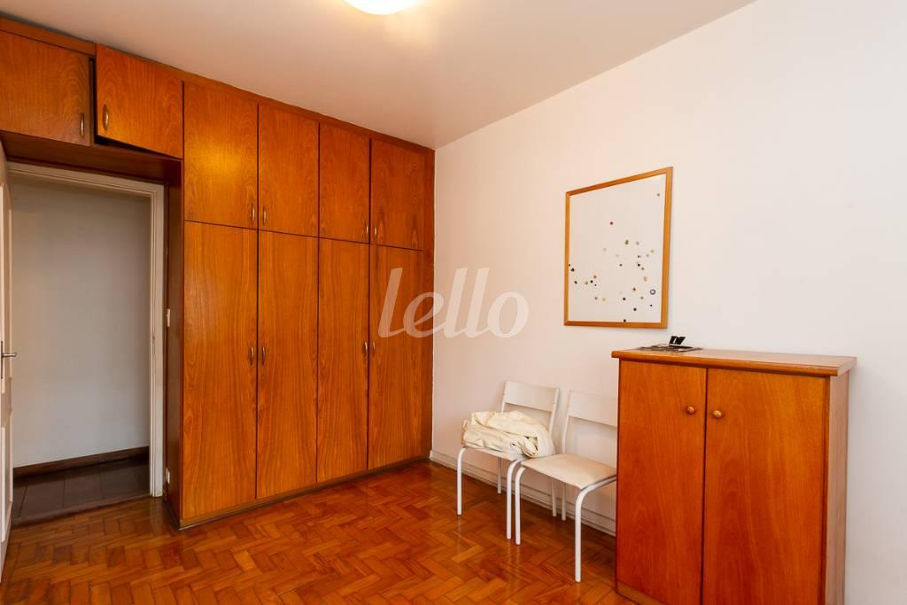 QUARTO 2 de Apartamento para alugar, Padrão com 110 m², 3 quartos e em Santa Cecília - São Paulo