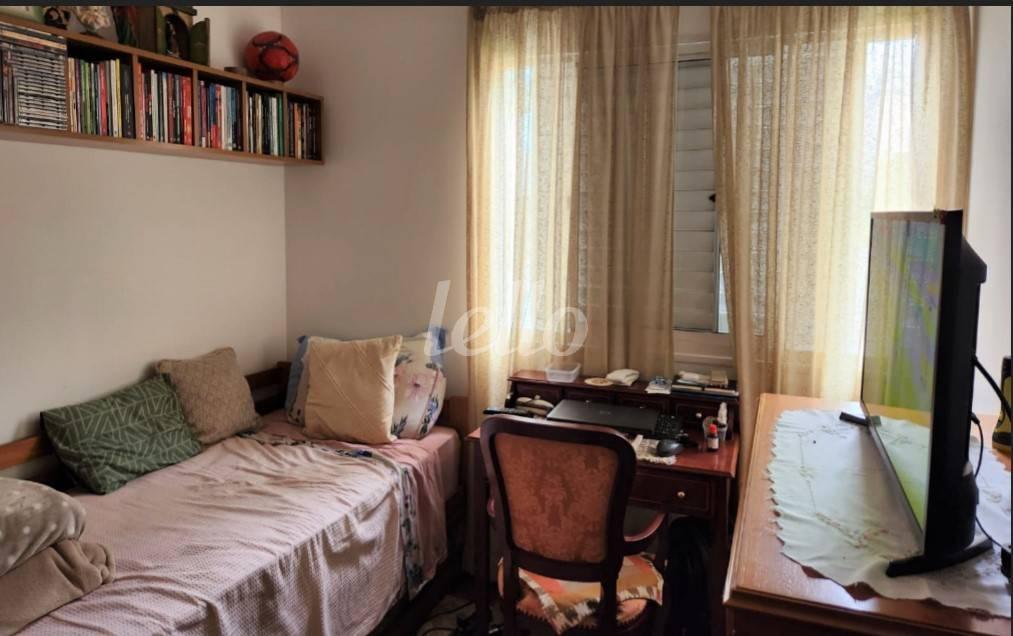 DORMITORIO de Apartamento à venda, Padrão com 80 m², 3 quartos e 1 vaga em Vila Clementino - São Paulo