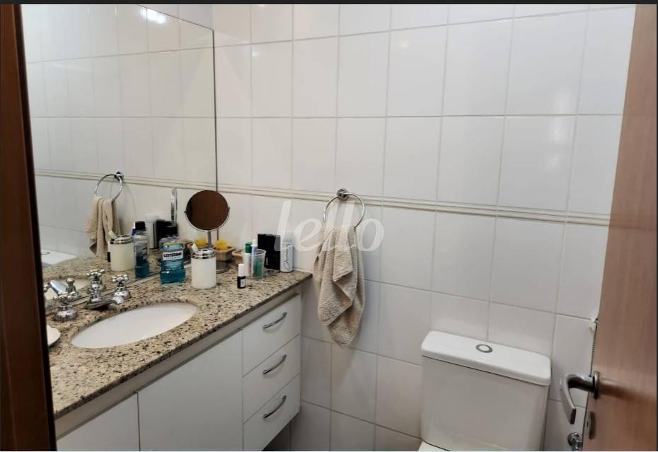 BANHEIRO de Apartamento à venda, Padrão com 80 m², 3 quartos e 1 vaga em Vila Clementino - São Paulo