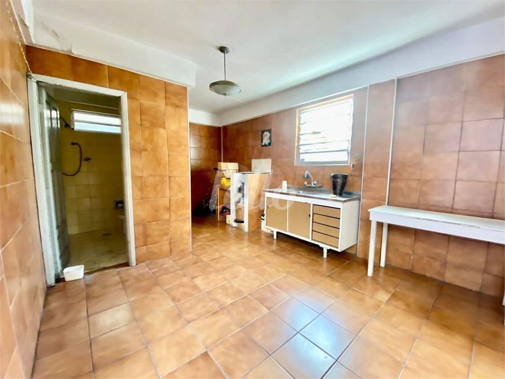ÁREA DE SEERVIÇO de Casa à venda, sobrado com 360 m², 4 quartos e 4 vagas em Vila Mariana - São Paulo