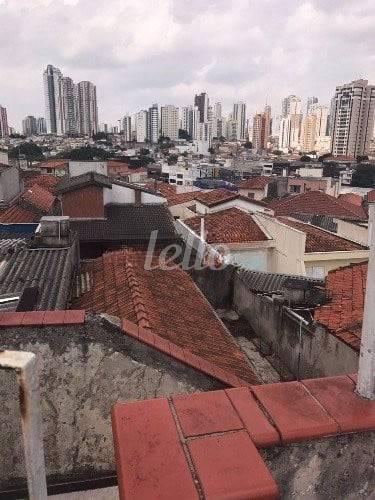 VISTA TERRENO de Casa à venda, assobradada com 210 m², 3 quartos e 2 vagas em Belenzinho - São Paulo