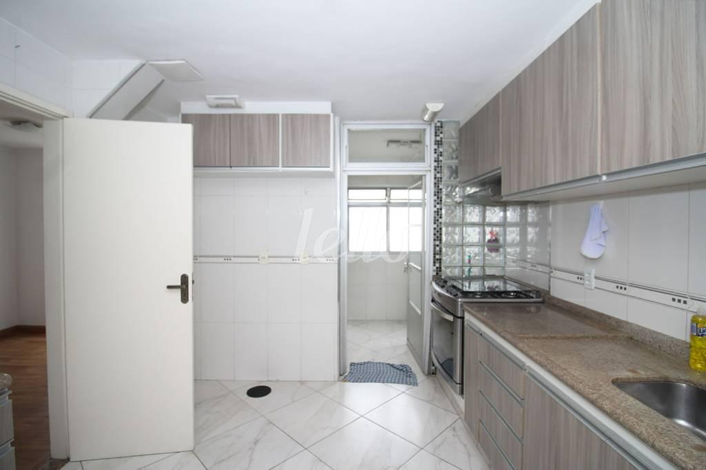COZINHA de Apartamento à venda, Padrão com 97 m², 3 quartos e 2 vagas em Saúde - São Paulo