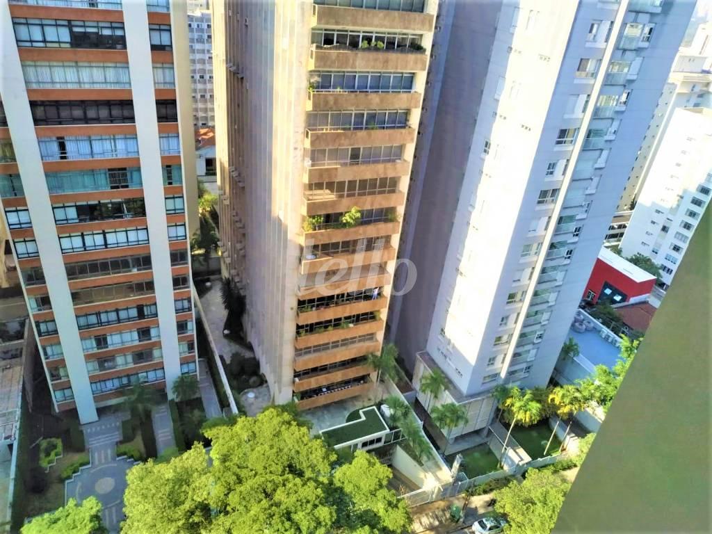 VISTA de Apartamento à venda, Padrão com 110 m², 2 quartos e 1 vaga em Jardim Paulista - São Paulo