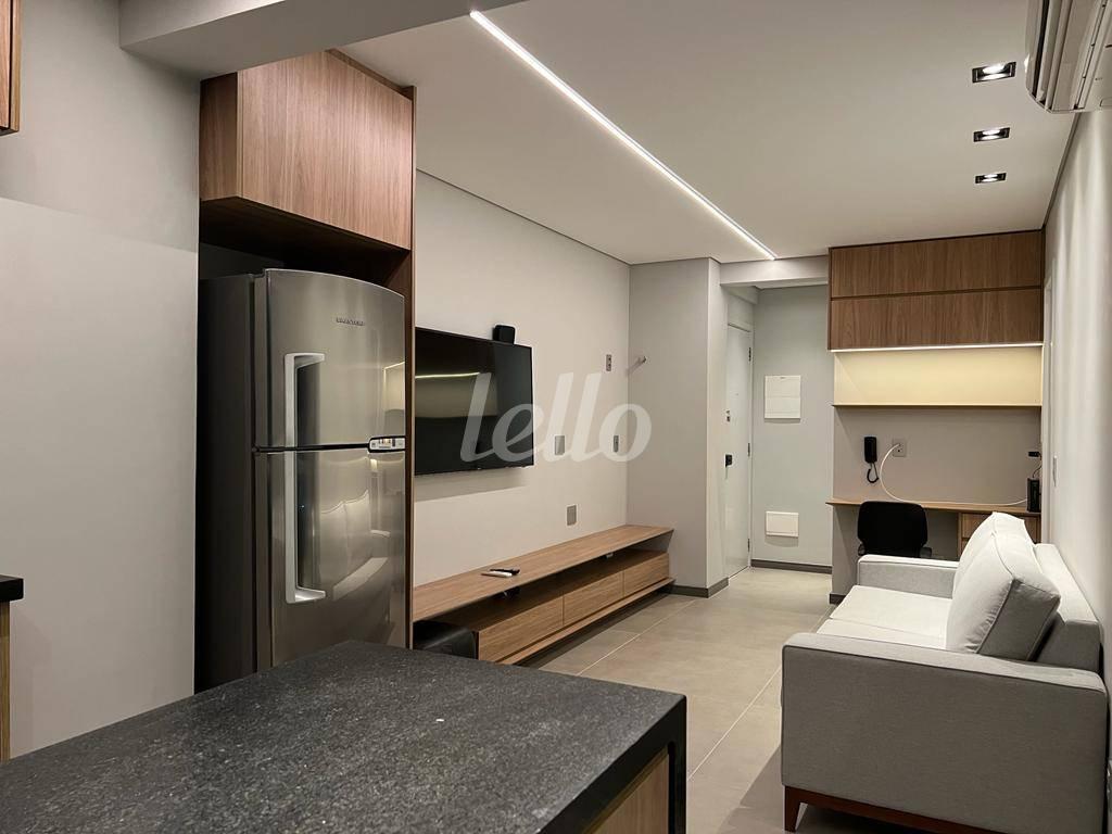 LIVING de Apartamento à venda, Padrão com 46 m², 1 quarto e 1 vaga em Vila Olímpia - São Paulo