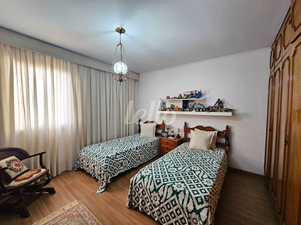 20230602_141230 de Casa para alugar, sobrado com 330 m², 4 quartos e 6 vagas em Vila Regente Feijó - São Paulo