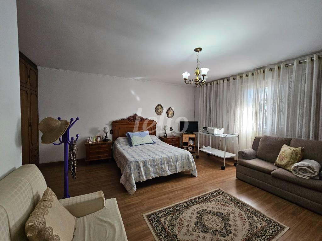 20230602_141339 de Casa para alugar, sobrado com 330 m², 4 quartos e 6 vagas em Vila Regente Feijó - São Paulo