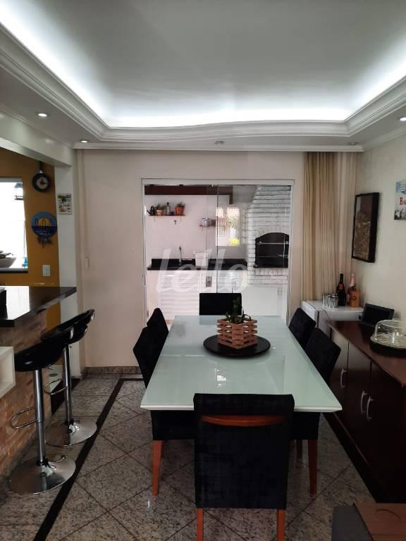 SALA de Casa à venda, em condomínio - sobrado com 120 m², 2 quartos e 2 vagas em Utinga - Santo André