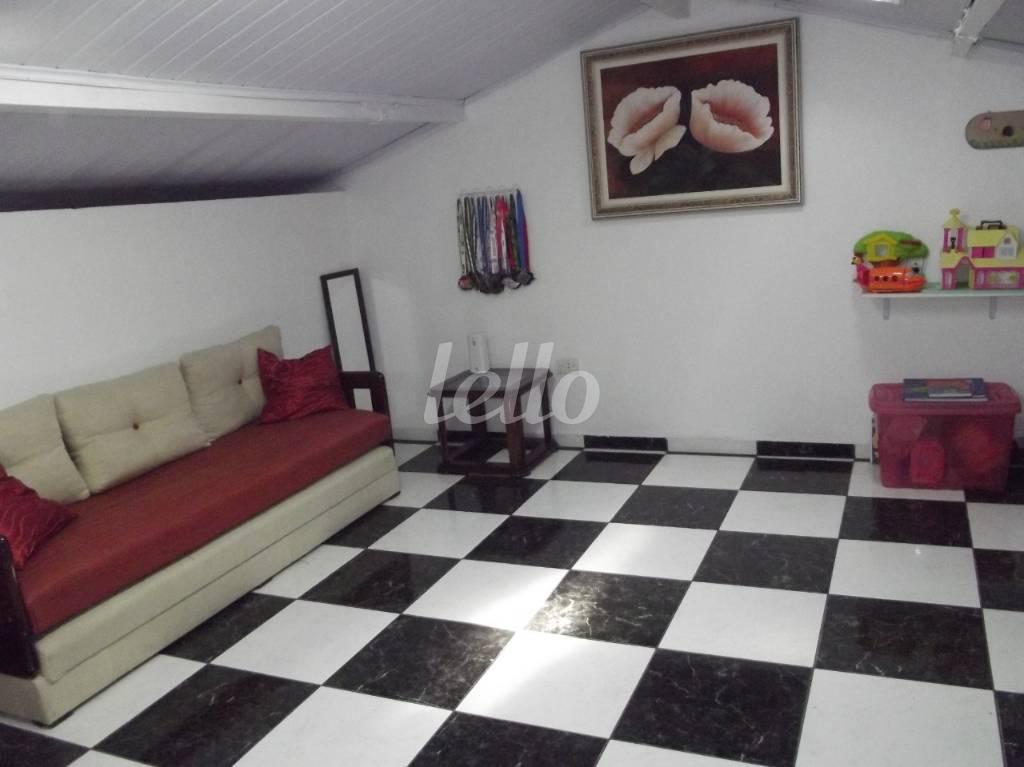 SÓTÃO de Casa à venda, em condomínio - sobrado com 120 m², 2 quartos e 2 vagas em Utinga - Santo André