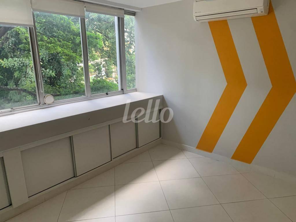 SALA de Sala / Conjunto à venda, Padrão com 95 m², e 2 vagas em Brooklin Paulista - São Paulo