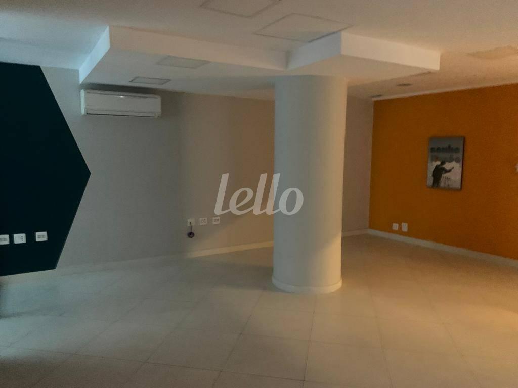 SALA de Sala / Conjunto à venda, Padrão com 95 m², e 2 vagas em Brooklin Paulista - São Paulo