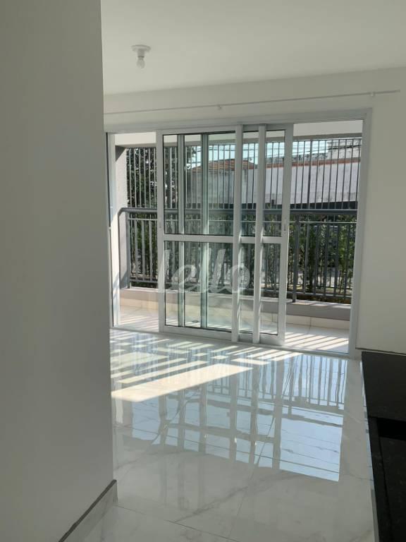 DORMITÓRIO de Apartamento para alugar, Padrão com 22 m², 1 quarto e em Cidade Mãe do Céu - São Paulo