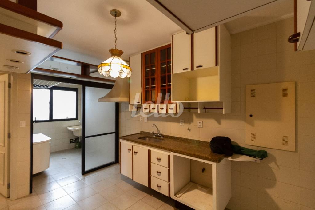 COZINHA de Apartamento para alugar, Duplex com 172 m², 4 quartos e 3 vagas em Vila Pompeia - São Paulo